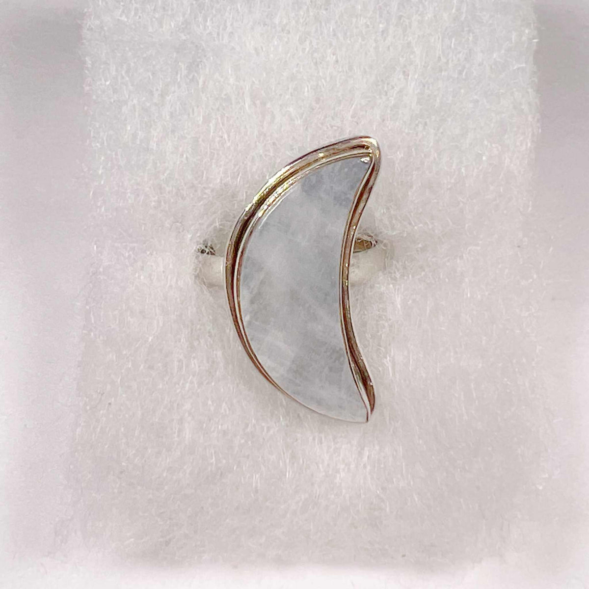 The Crescent Moon Ring – Sterling Silver