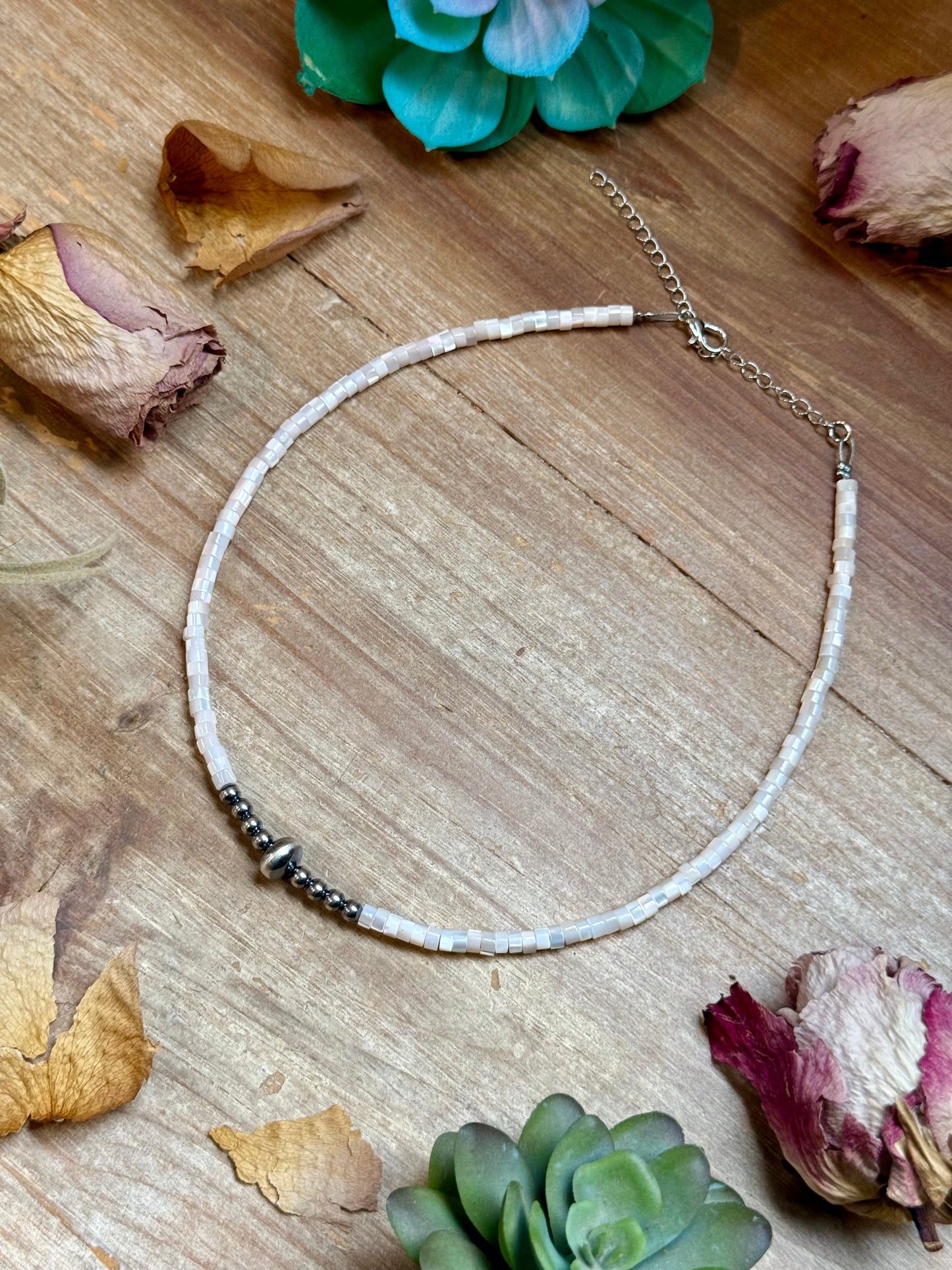 Cream Shell Heishi Necklace – 15"