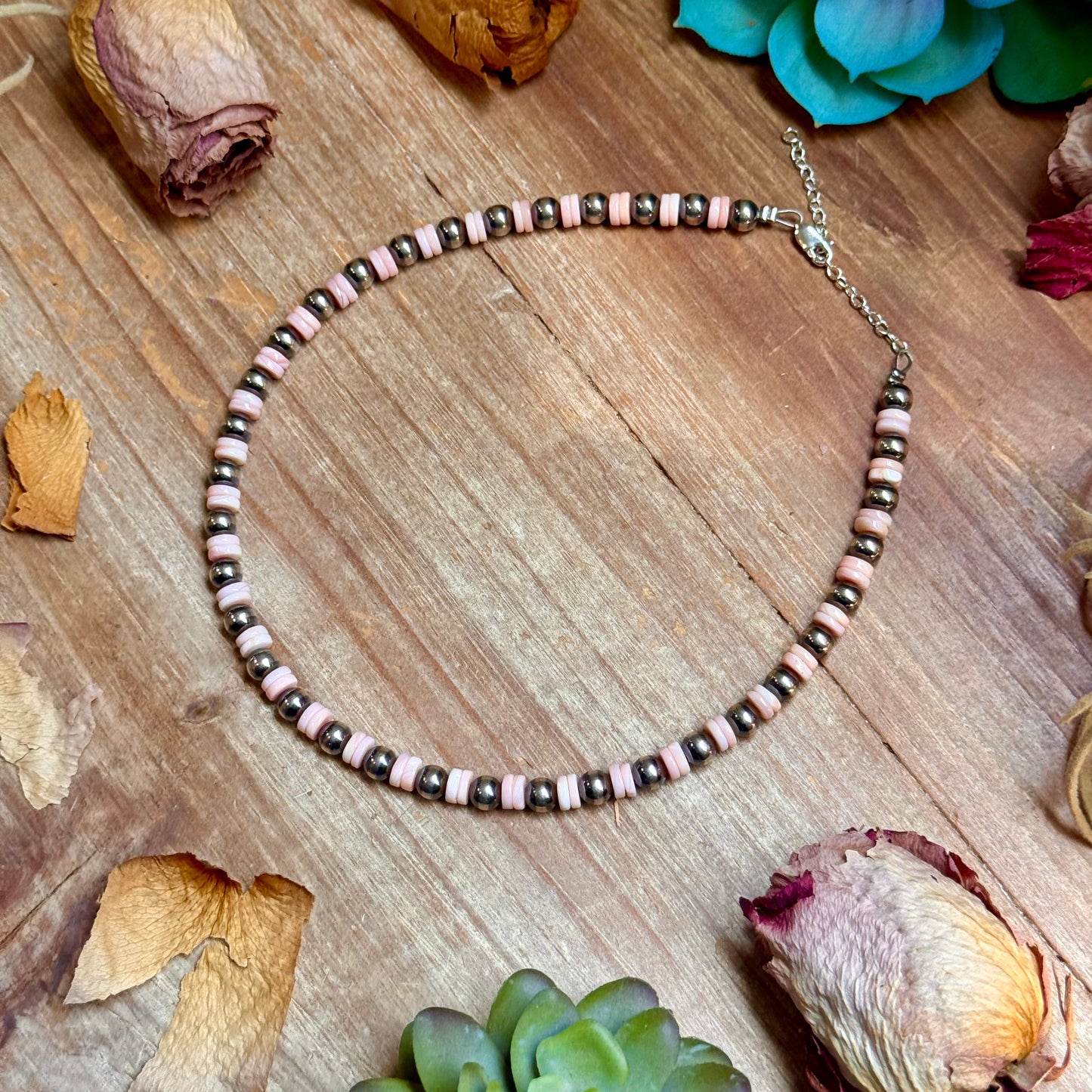 Pink Conch & Sterling Silver Choker 6mm