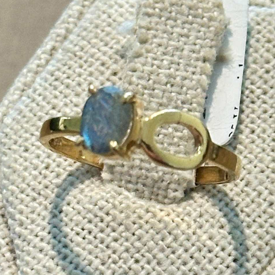 Labradorite Open-Circle Accent Ring – Gold Vermeil – Size 9