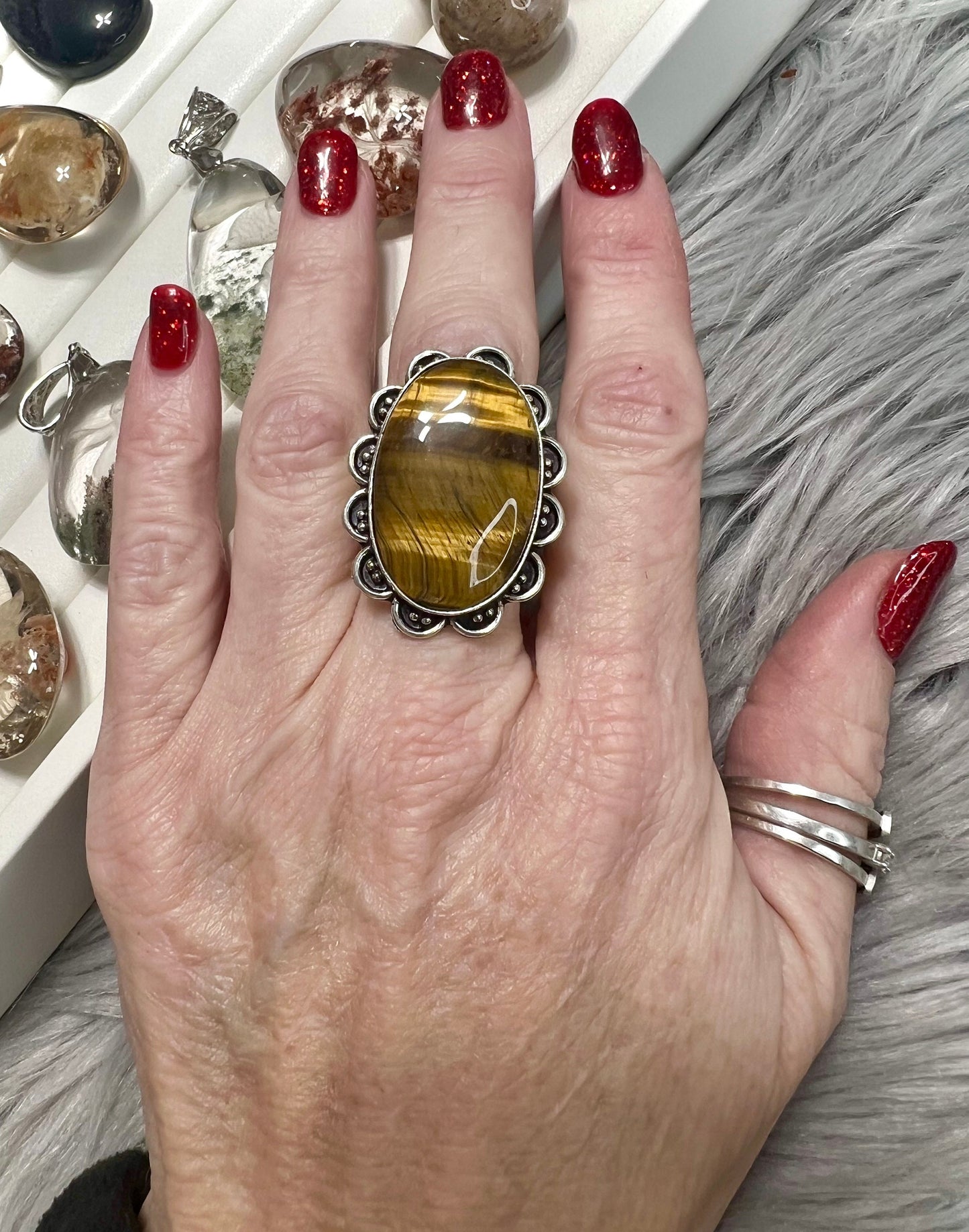 Silver tigers eye ring