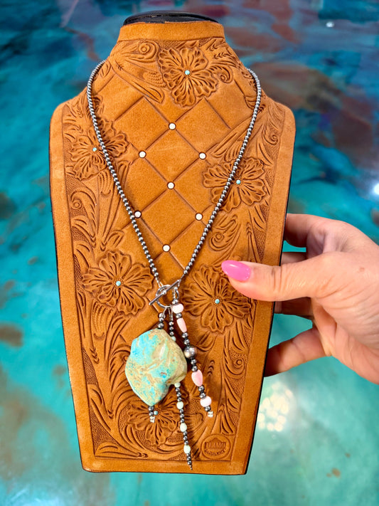 One Time Pieces – Pink Conch, Panoma & Turquoise Front-Toggle Drop Necklace