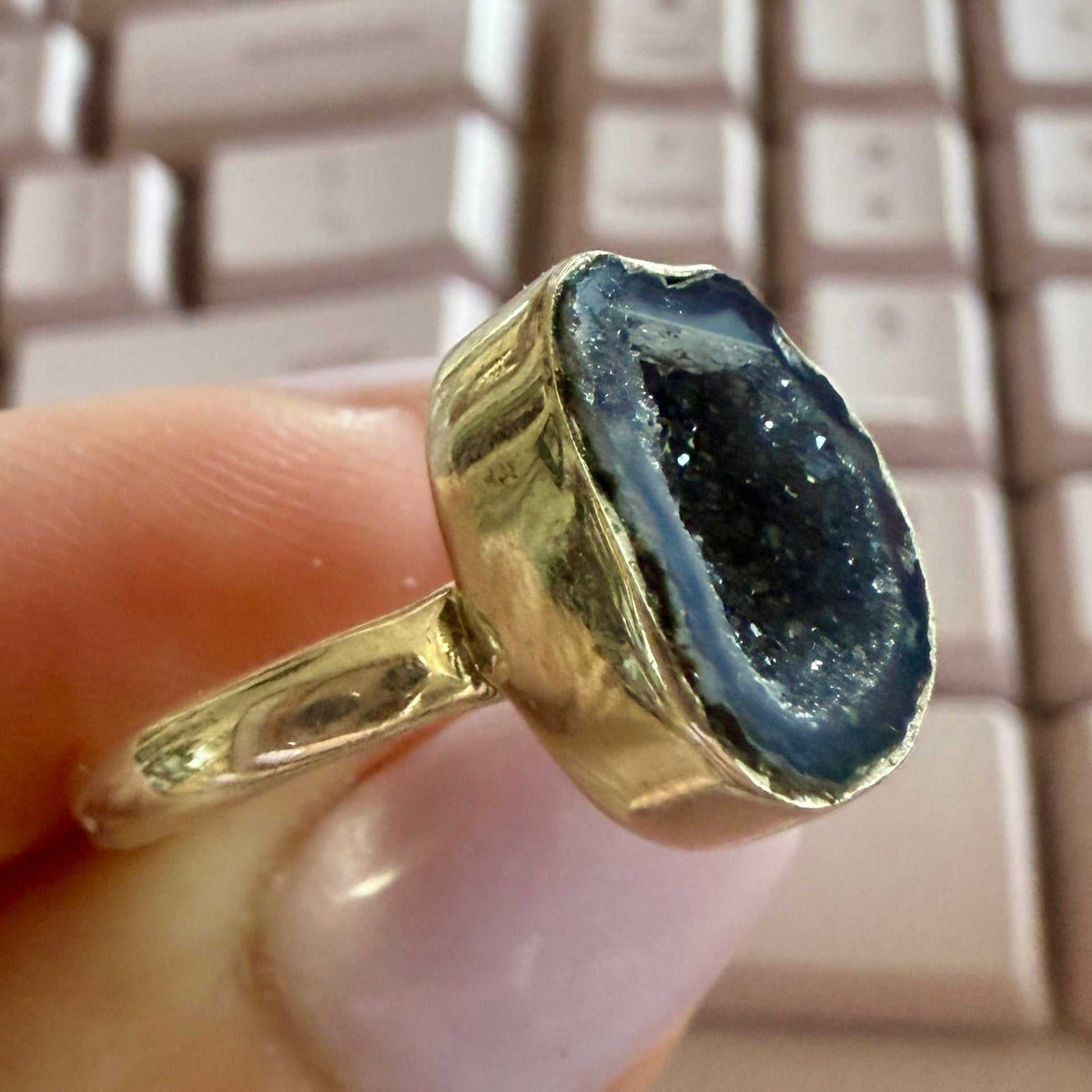 Agate Geode Freeform Ring – Sterling Silver – Sizes 8–9