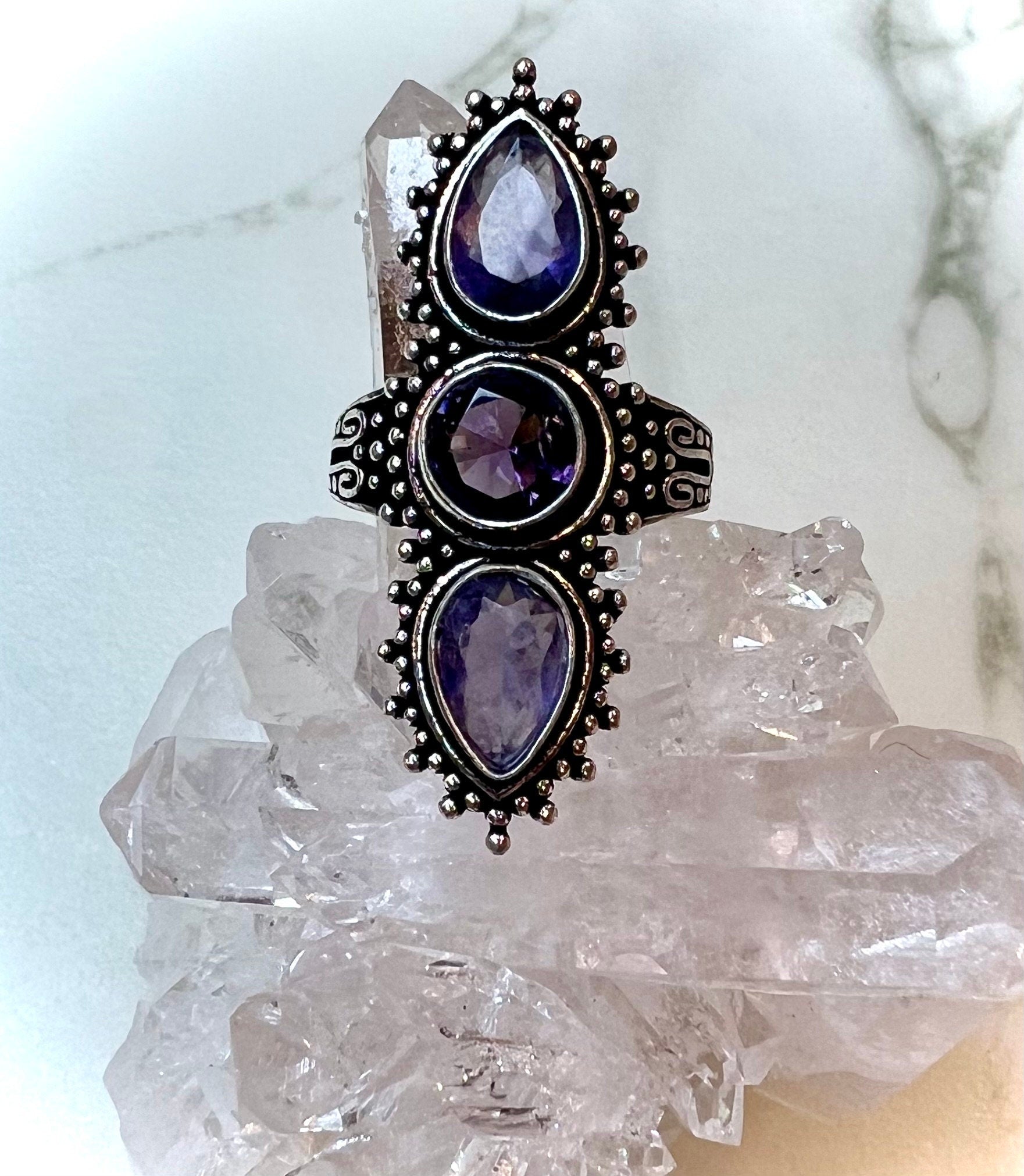 Amethyst Size 7.25 | Filagree Ring Faceted | Witchy Aesthetic in 925 Silver