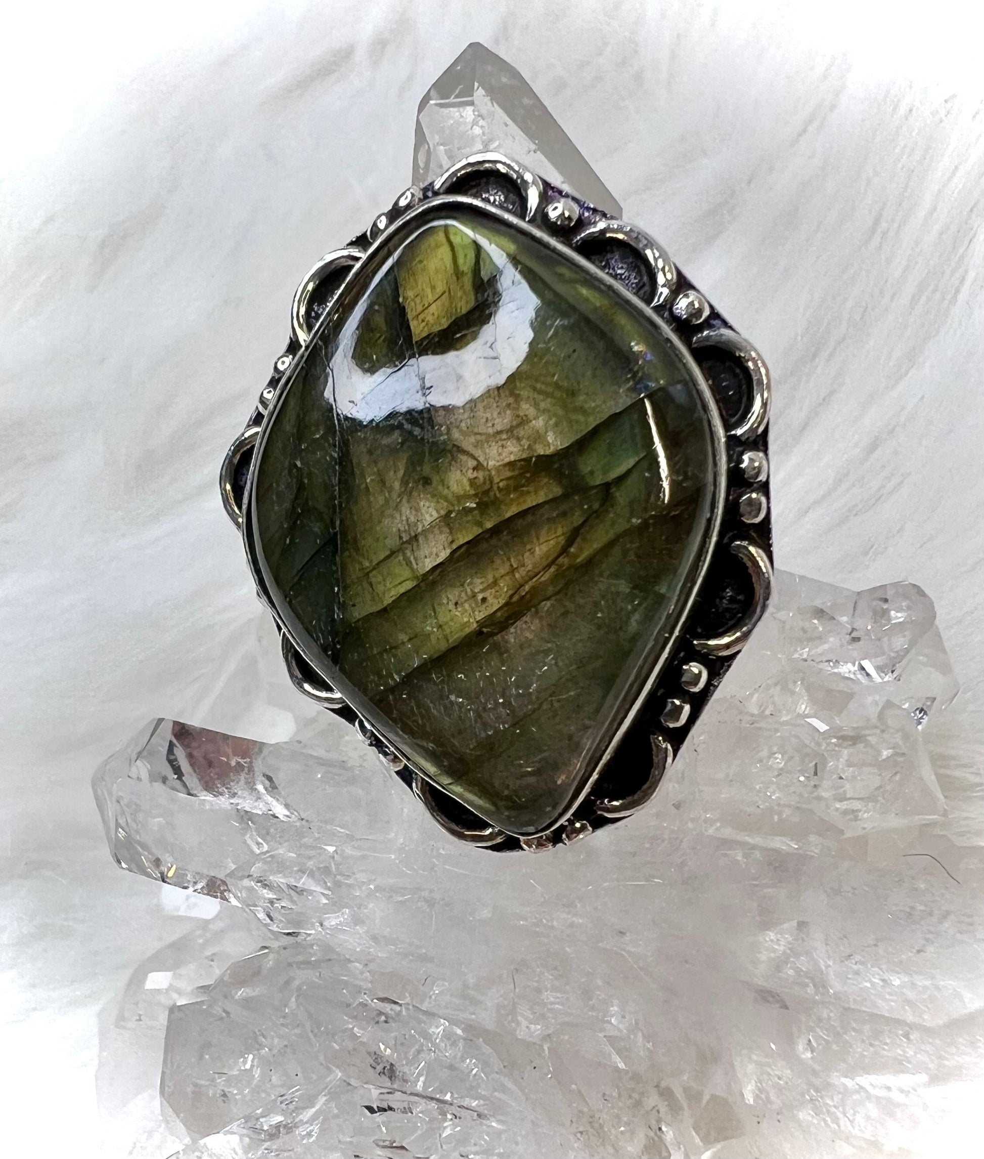 Labradorite Green Flash Size 7.5 Ring | 925 Silver Ring | Alluring Transformation and Protection