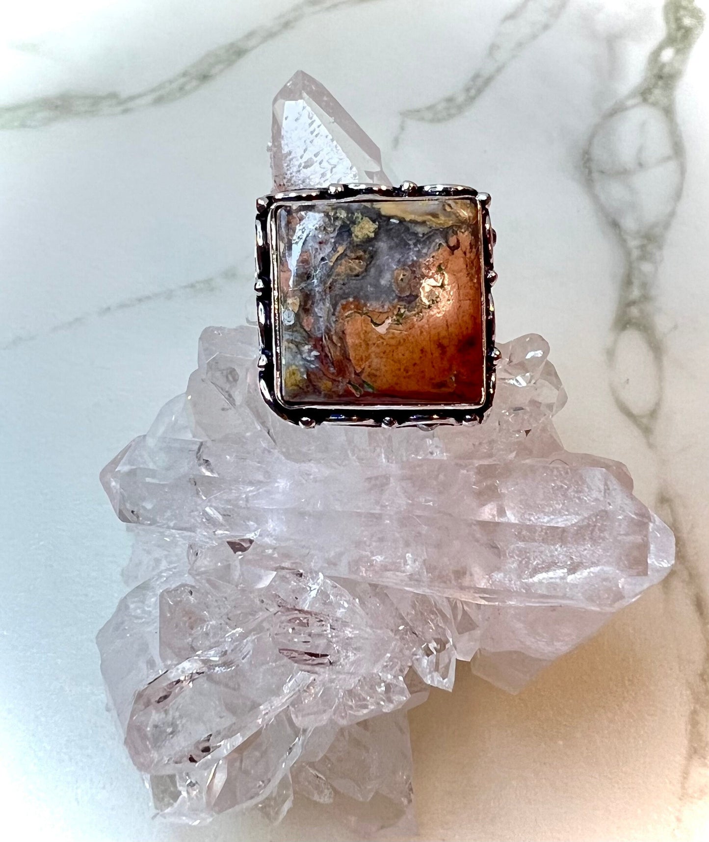 It’s Hip to be Square in this Mexican Crazy Lace Agate 925 Silver Ring