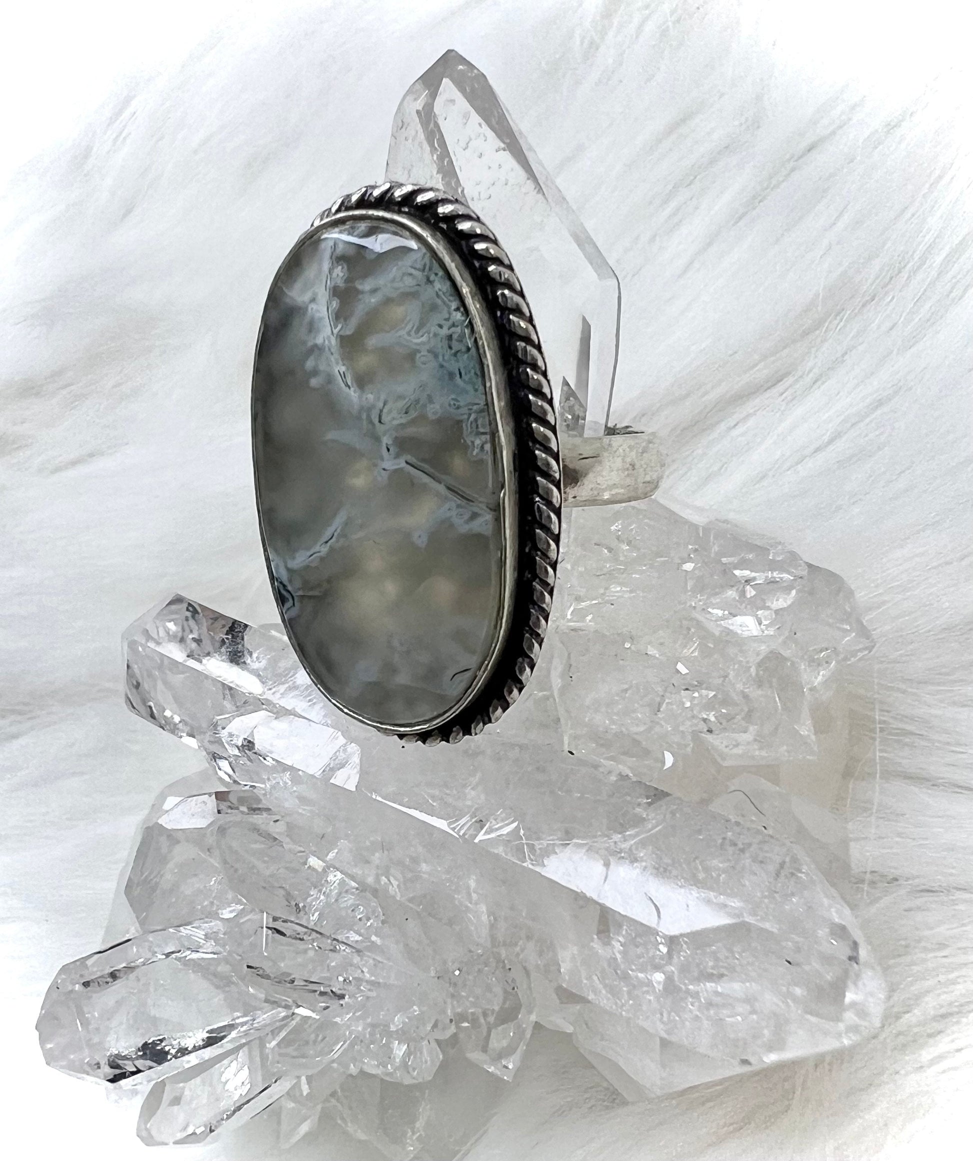 Moss Agate Size 8.5 Ring | Enchanting 925 Silver Nature's Serene Embrace