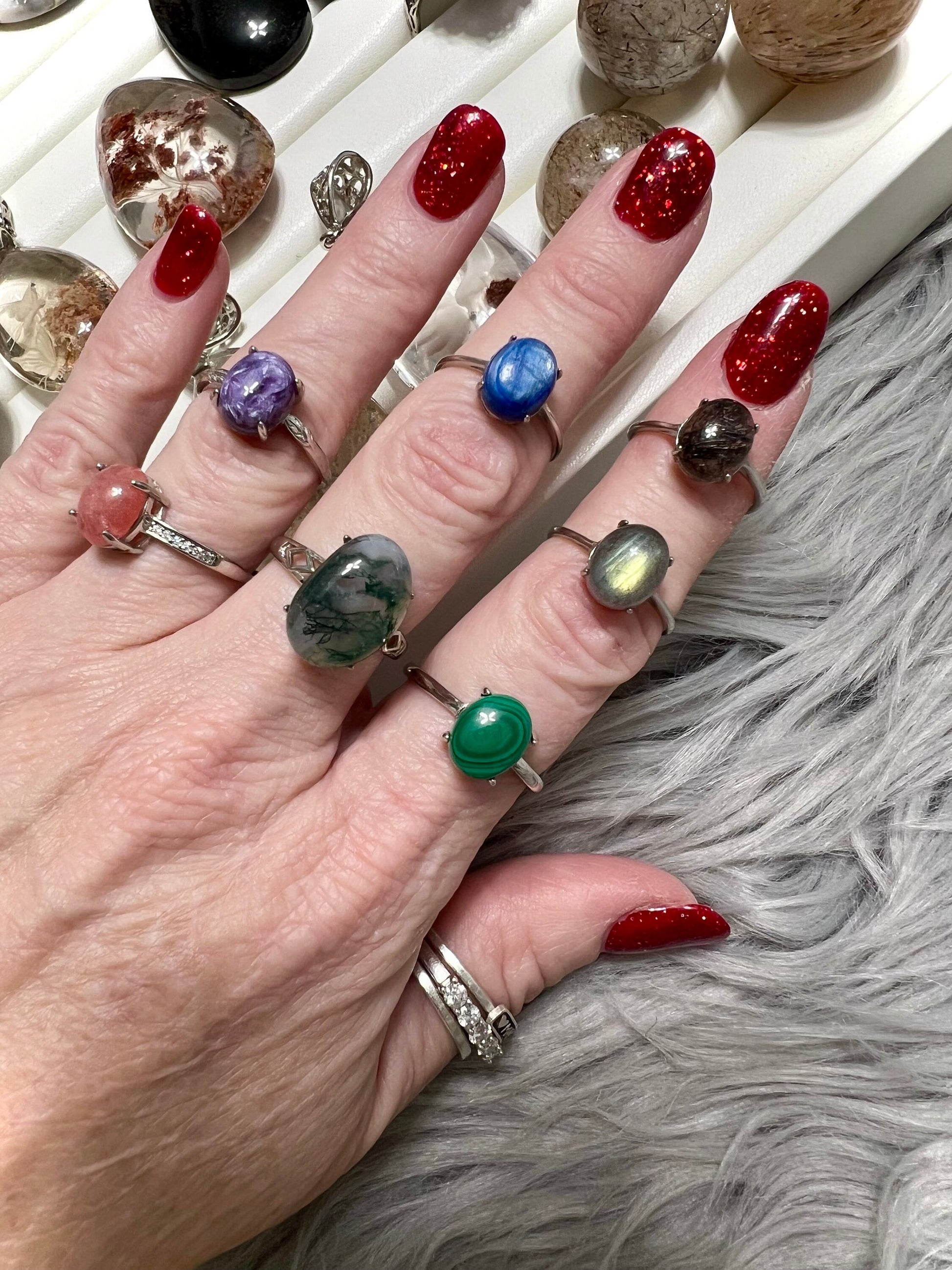 Multi gemstone rings